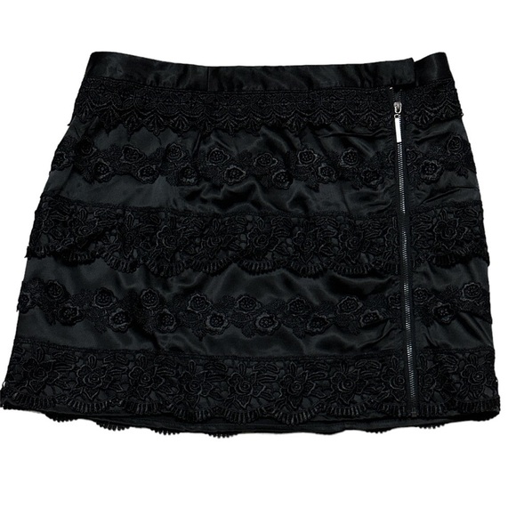 Satin Floral Lace & Embroidered Mini Skirt Full Front Exposed Zipper - Picture 1 of 12